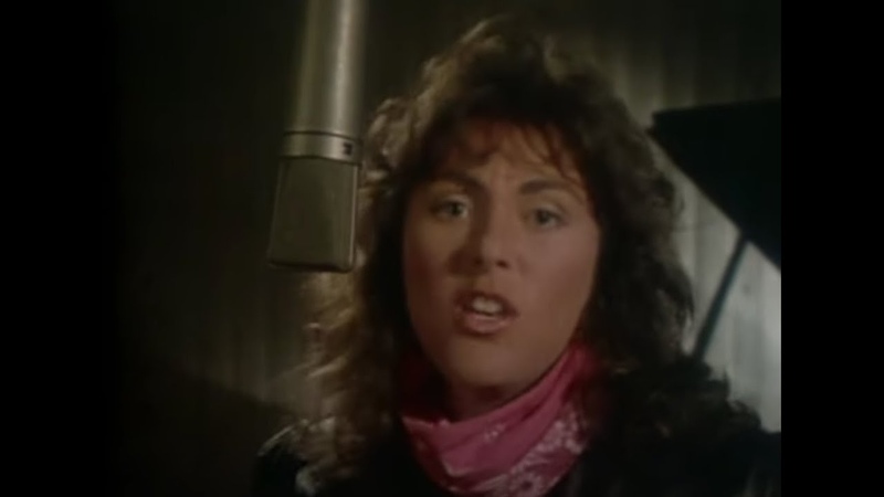 Laura Branigan Solitaire ( Official Music