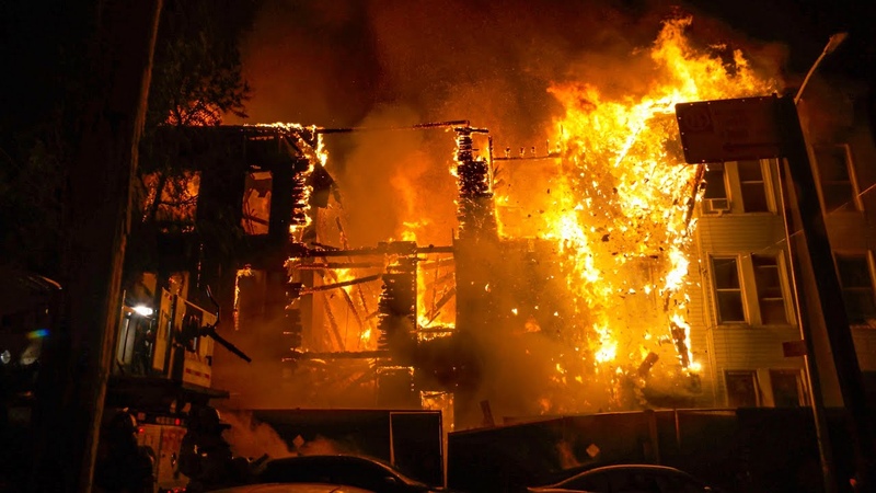 Early Arrival w, COLLAPSE 4 Structures FULLY INVOLVED in the Bronx BX 3rd Alarm Box