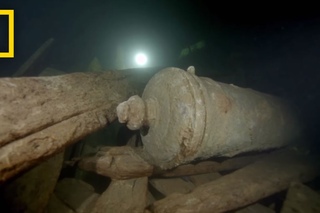 Cursed Shipwreck Yields Treasure and Human Remains | National Geographic