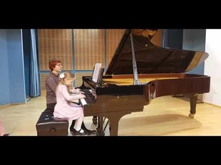 Полька-янка Белорусский танец. Исполняют: Бердник Людмила Михайловна, Бердник Настасья (внучка)