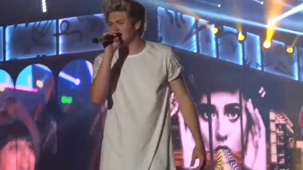 One Direction Kiss You OTRA 8 2 15 Sydney