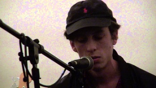 Adam McIlwee - Shut My Eyes