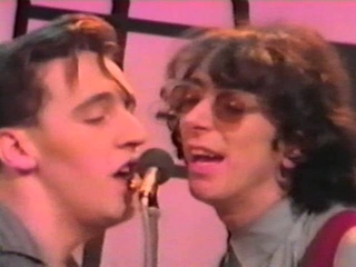 15-BLUEBELLS, THE - Cath (1983)