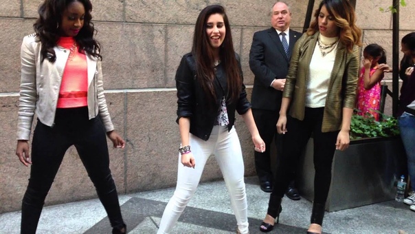 Fifth Harmony teaching Harmonizers how to