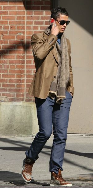 №35, Серьога Лапада, 30 лет, Киев №35, Серьога Лапада, 30 лет, Киев