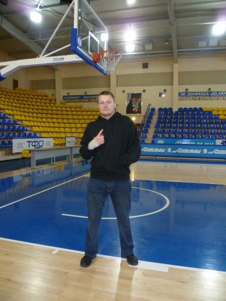 №33, Twos Buba, Стаханов №33, Twos Buba, Стаханов