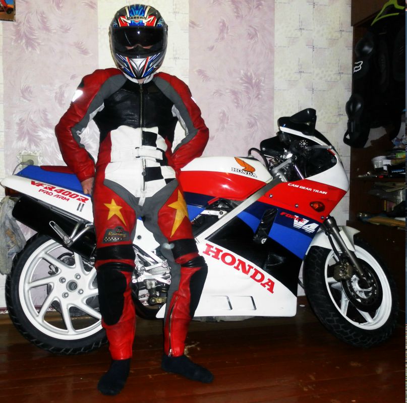 Виктор Викторов | Серов