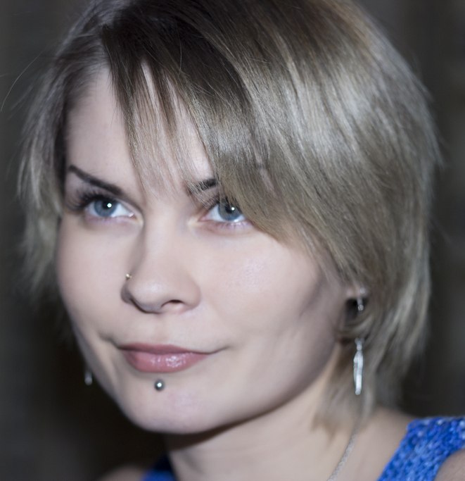 Mitara Prieŝtess ॐ धनी खुश सुंदर ॐ | California