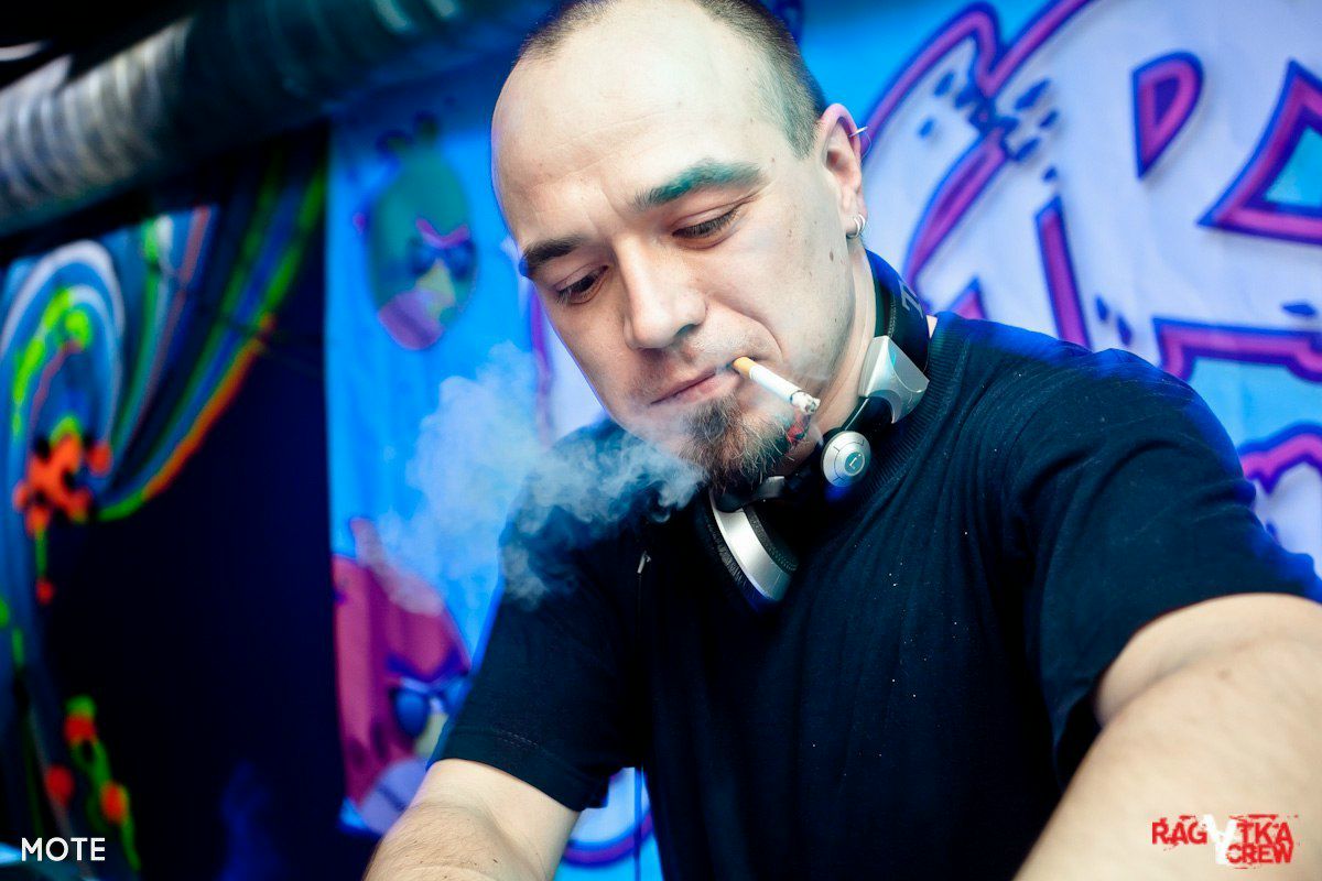 Викуська Угараева DOKTOR Z٩(̾●̮̮̃̾•̃̾)۶ ♌ ПАНДА-НЕВАЛЯШКА | Санкт-Петербург