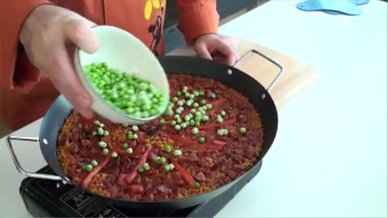 Como Hacer Paella Espanol Video Receta con IMUSA y George