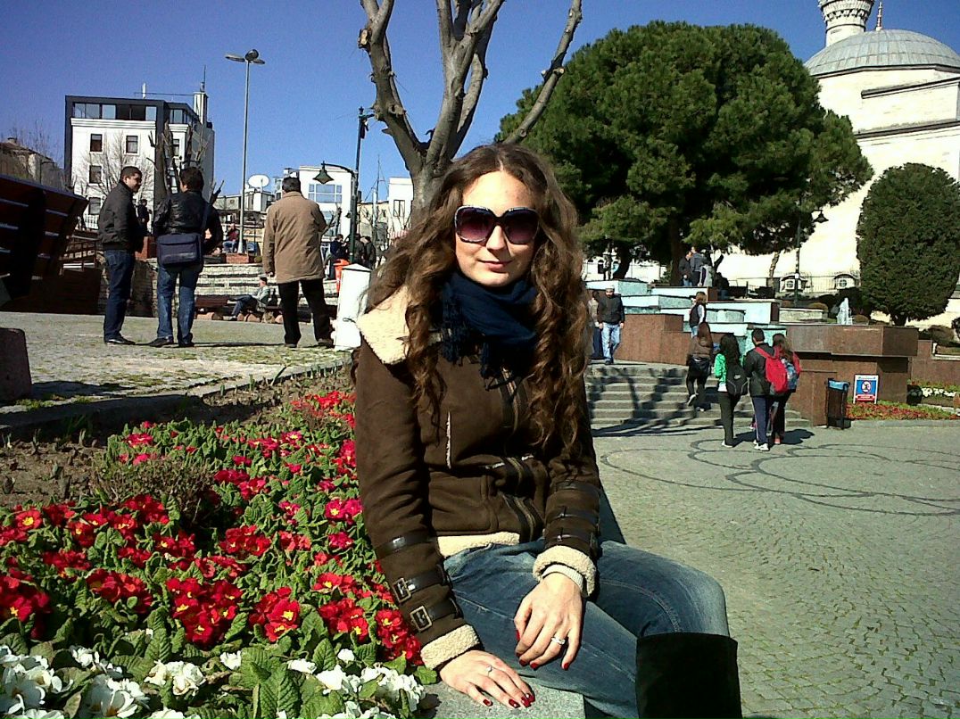 Оля Дюндар | İstanbul