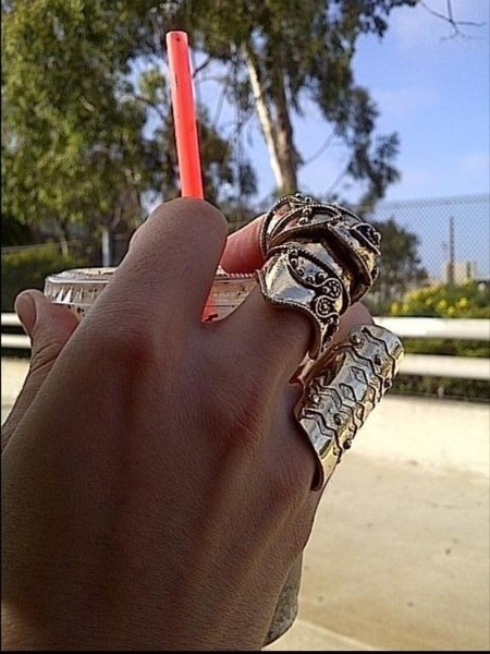 №50, Bill Kaulitz, 36 лет, Los Angeles №50, Bill Kaulitz, 36 лет, Los Angeles