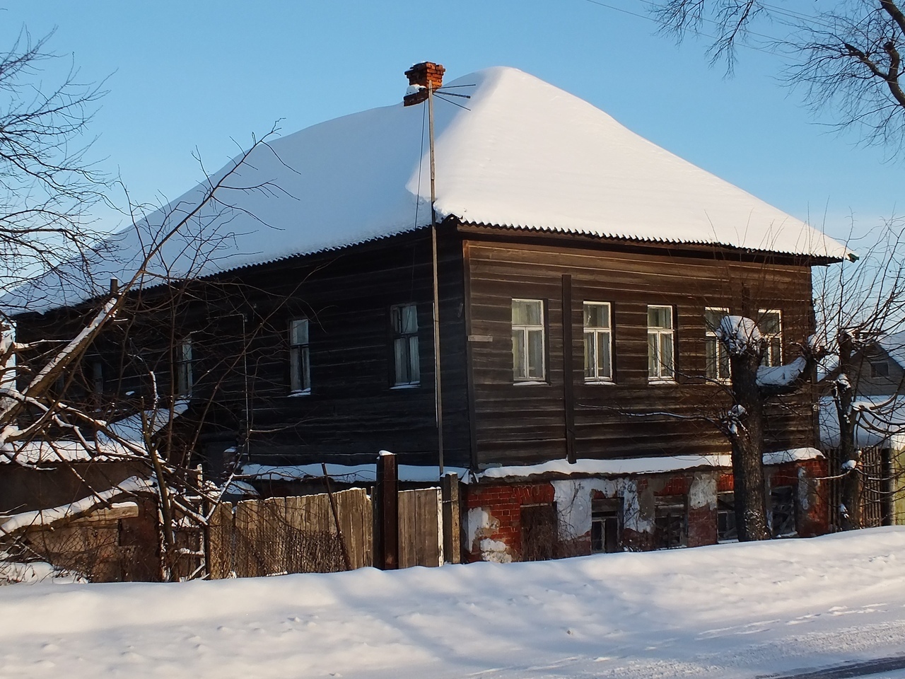 ЗДАНИЕ В ТУТАЕВЕ