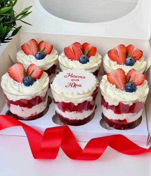 Идеальные трайфлы для выпускного вечера Торты, конфеты, пироги iberia-restaurant