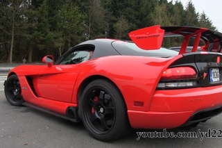 Dodge Viper SRT-10 ACR - Ride, revs, accelerations - LOUD sounds!